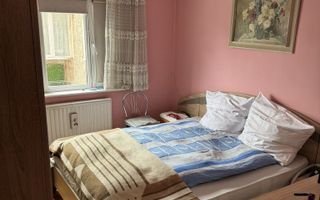 Apartament 2 camere Aradului etaj 1 cu centrala - Poză 8