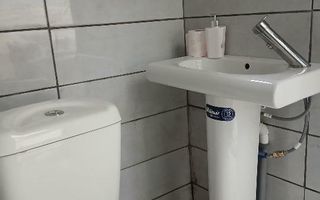 Spaţiu Comercial de Închiriat  - Poză 8