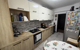 AP. 3 CAMERE - CURTE, PARCARE INCLUSA, MOBILAT MODERN, COMIS 0% - Poză 12