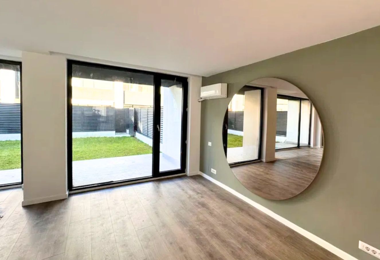 Vilă modernă tip duplex de închiriat în complex Jolie Ville Pipera - Poză 1