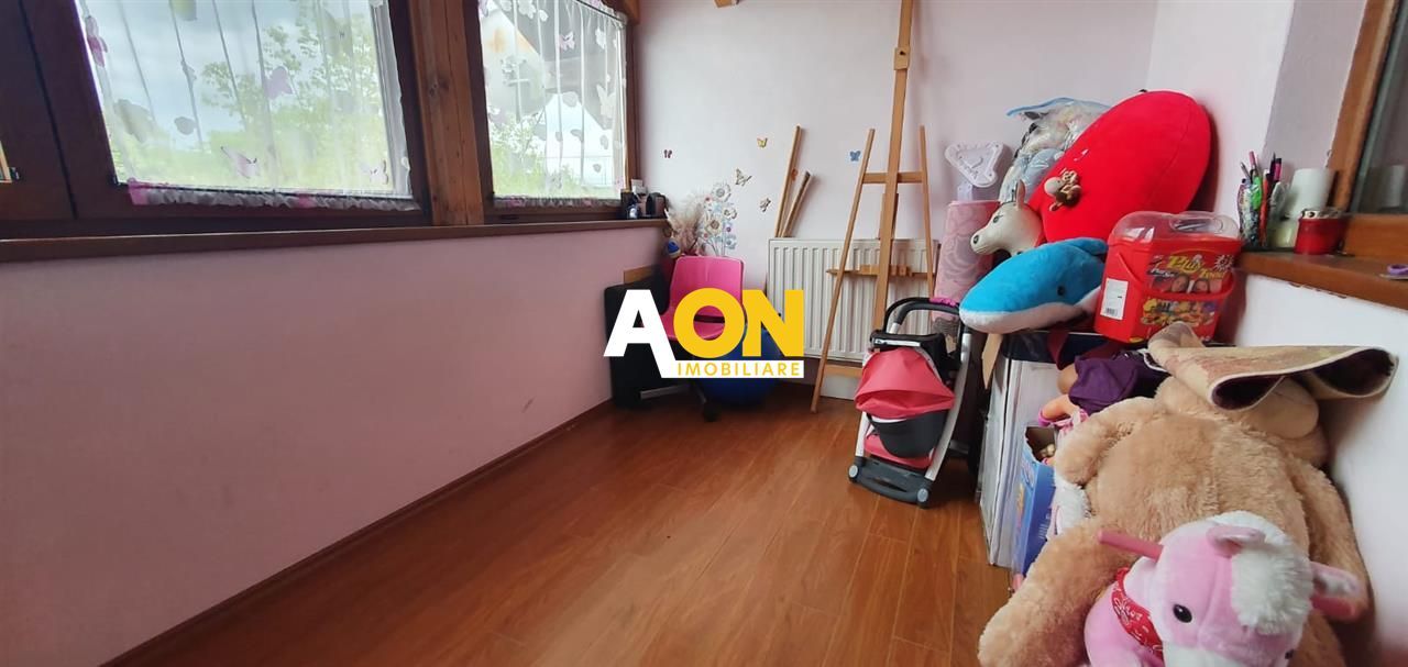 Casa de vanzare, 4 camere, 2 terase, garaj, 849 mp teren, Oarda de Jos - Poză 13