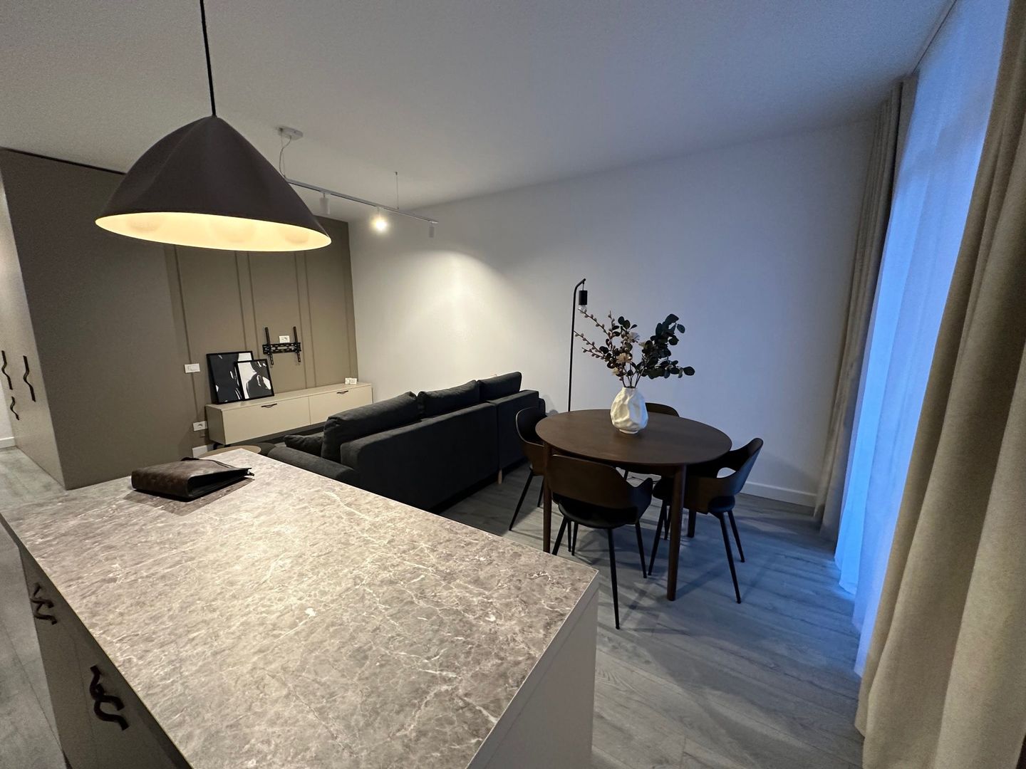 Apartament 2 camere cu parcare subterana - Poză 4