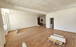 Spatiu nou de birouri, 59 mp + boxa 15 mp, zona Centru - Poză 4