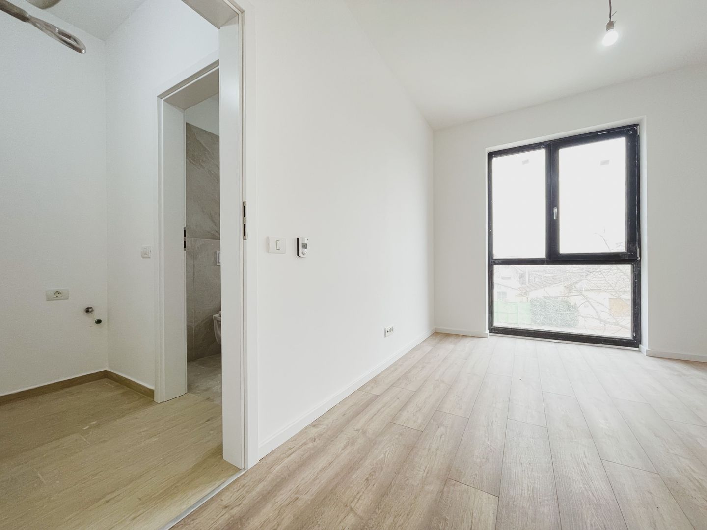 Excelent compartimentat | 3 camere, 2 bai, 84 mp | Spatios&Luminos - Poză 11