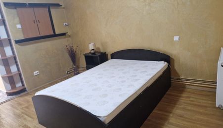 🏡 1 cameră Aleea Carpați | Ocupabil imediat | 300 €/lună