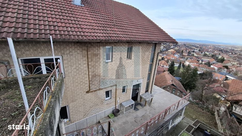 Casă de vânzare – zonă ultracentrală Brașov, Str. Șt. O. Iosif - Poză 2