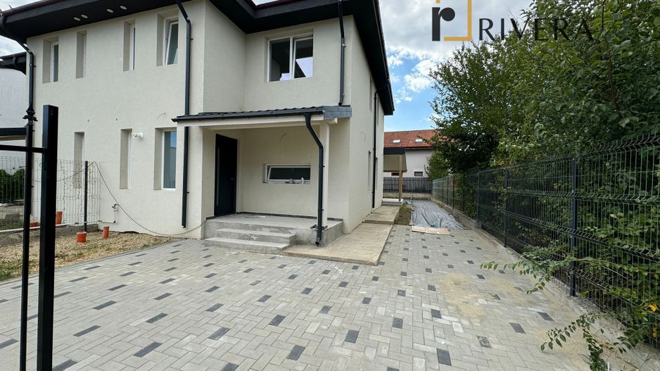 Casa Laguna Albastra - Poză 1