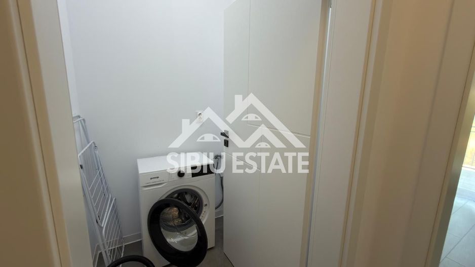 Apartament de închiriat , 2 camere decomandate, cu balcon si parcare - Poză 8