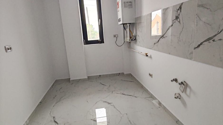 INTABULAT! Apartament 1 camera, 38mp, 64000 euro-Hlincea- Poitiers - Poză 3