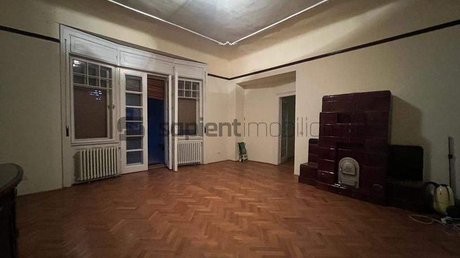 Sapient | Clădire singură în curte în zonă ultracentrală - Poză 4