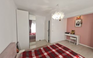 Duplex minimalist cu piscina - Poză 7