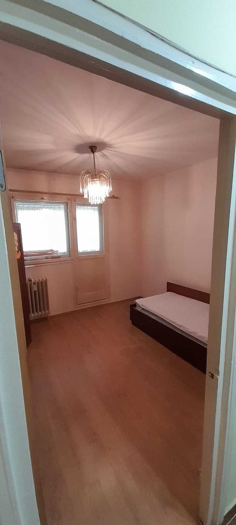 APARTAMENT SPATIOS METROU ZONA IANCULUI - Poză 2