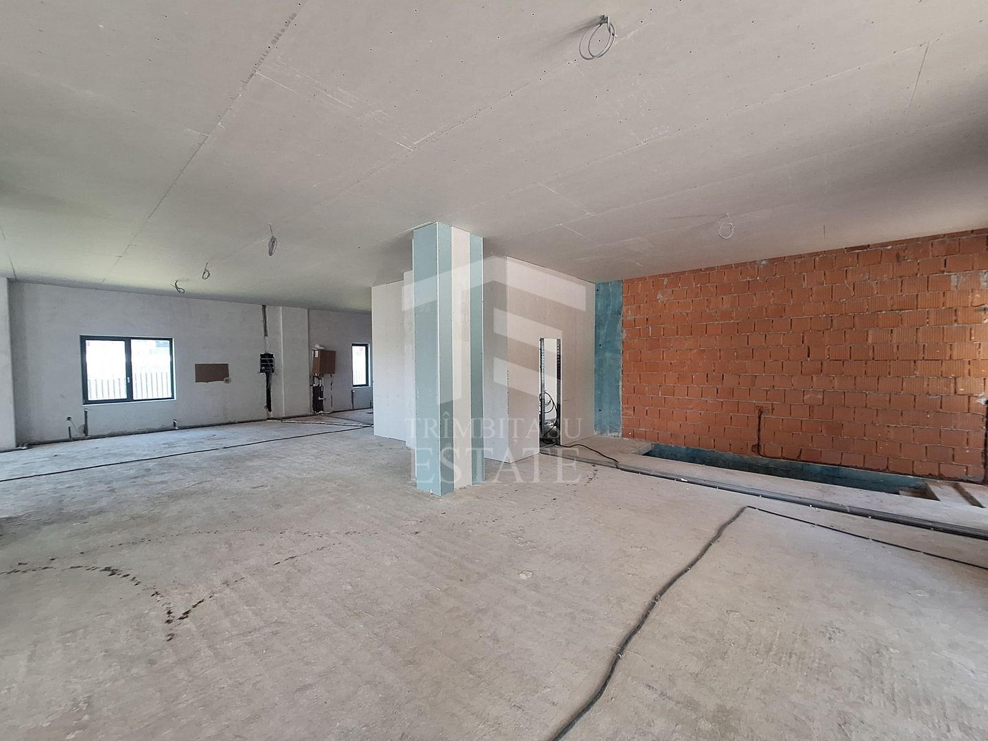 Spatiu Comercial Tunari Otopeni Bloc Nou - Stradal - 275 mp - parcari - Poză 11