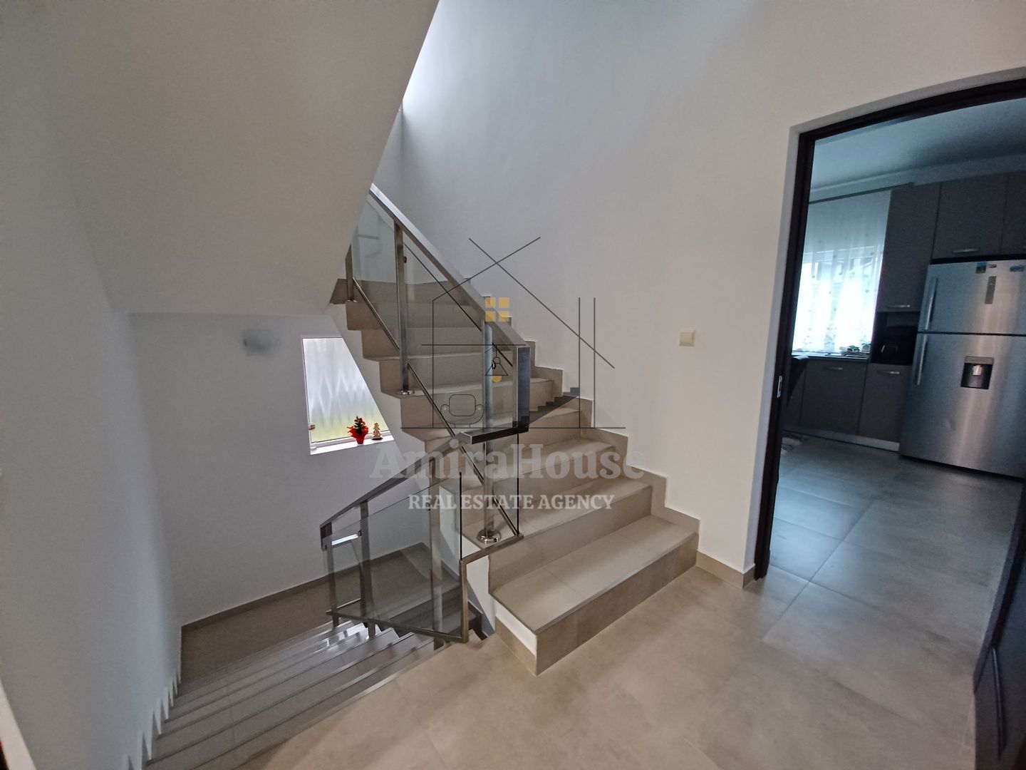 Casa individuala cu garaj, teren 500 mp, Iris la 2,5 km de Auchan - Poză 22