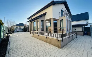 Casa individuala cu pivnita in Sura Mica, zona Salii de sport - Sibiu - Poză 33