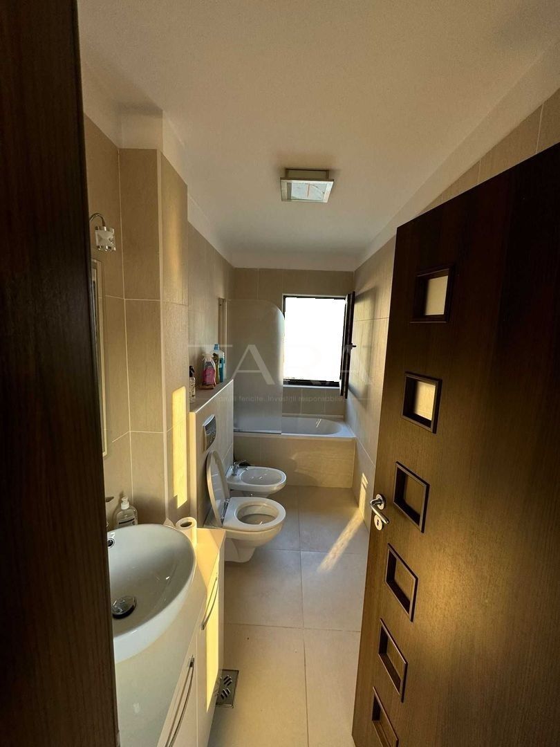 Apartament 2 camere cu terasă generoasă, zona Andrei Muresanu - Poză 6