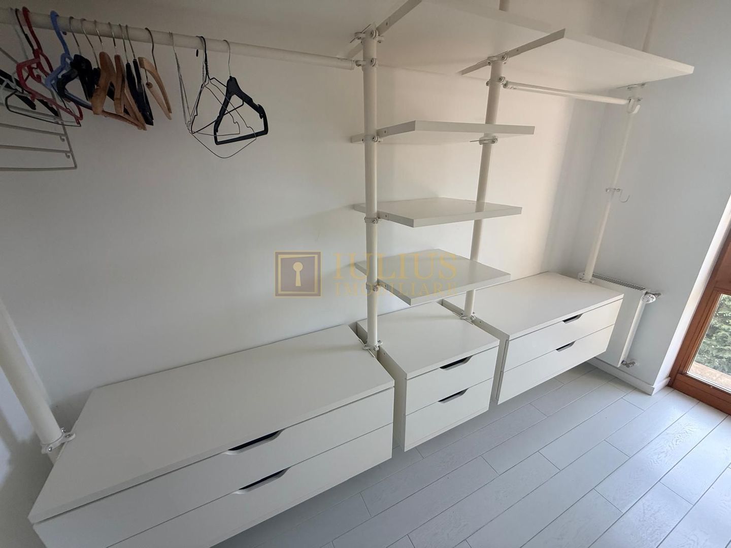 Triplex-Dumbravita, 3 camere, 2 dormitoare, 1 dressing room, 2 bai, 136mp - Poză 25