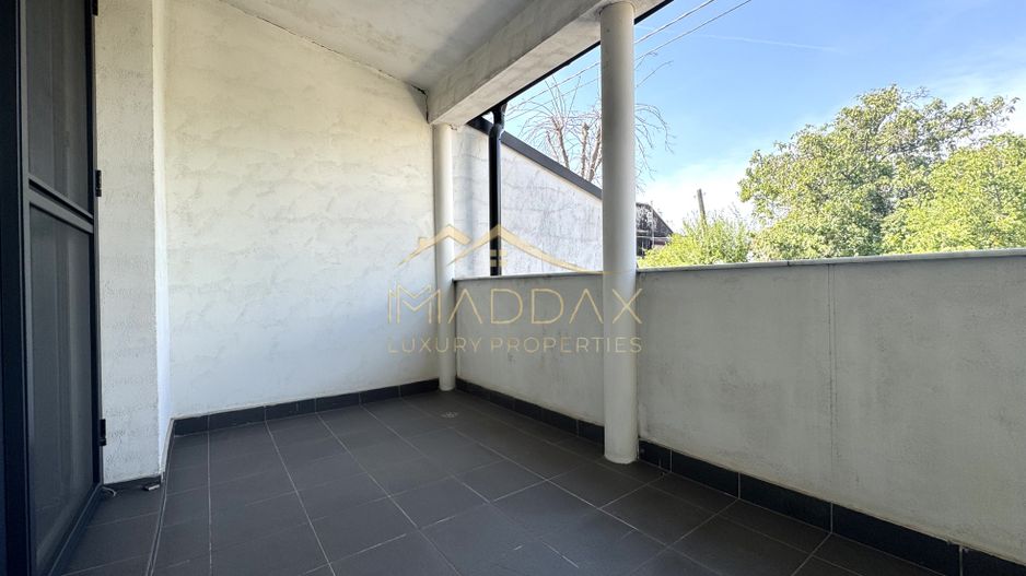 Vila cu 5 camere *344mp* + 800mp Teren // Zona Bucurestii Noi - Poză 19