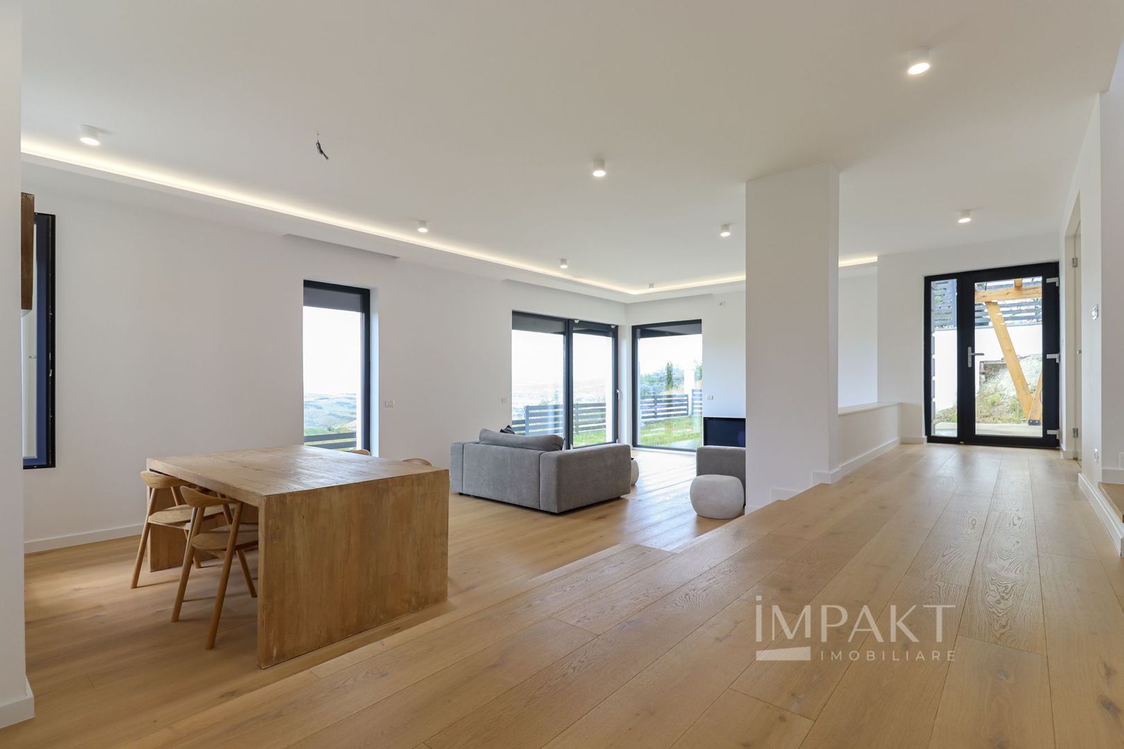 Casa individuala superba, amenajata in stil scandinav Dezmir COMISION 0% - Poză 2