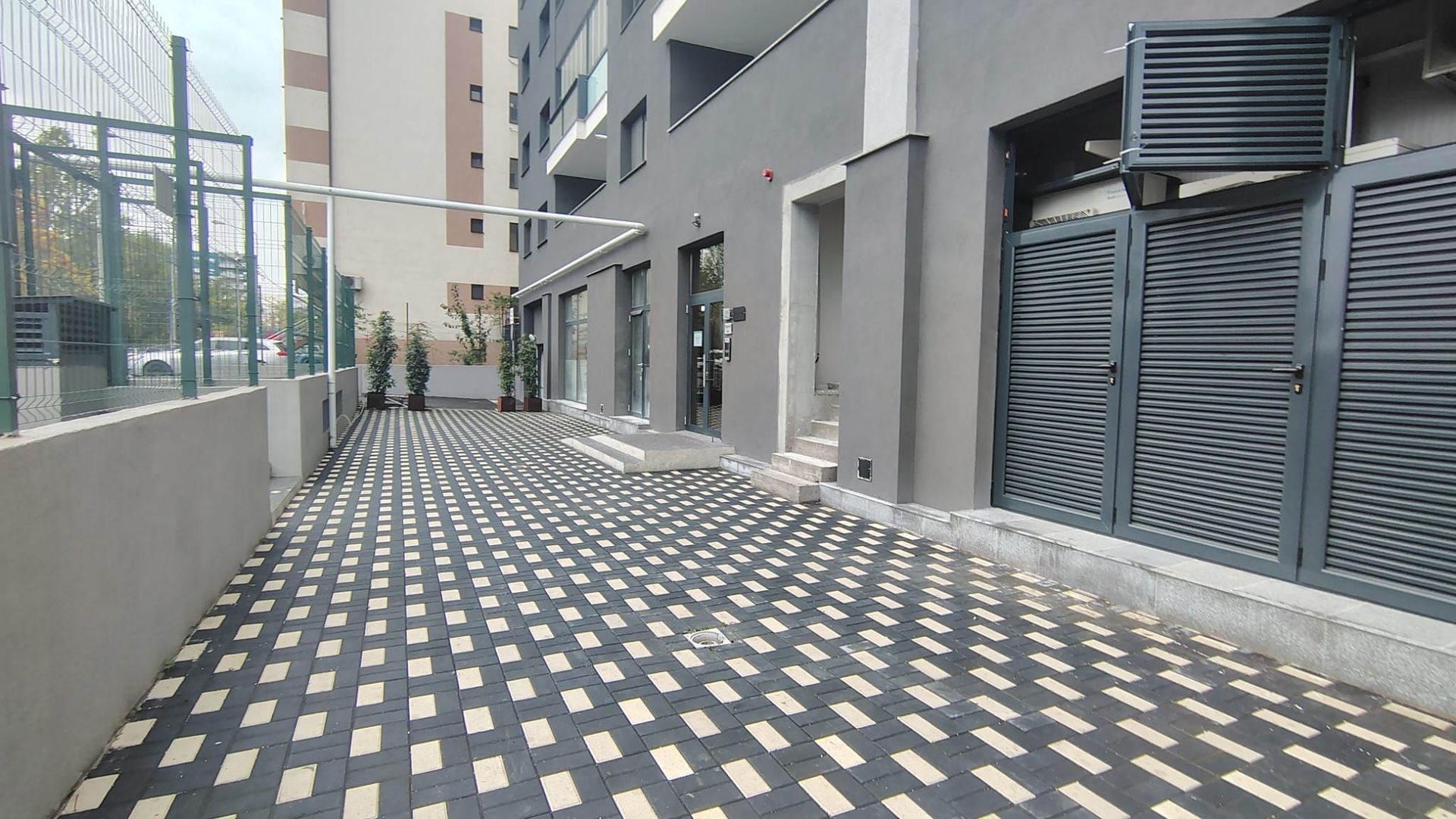 Spatiu comercial I metrou Mihai Bravu I complex nou - Poză 1