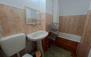 Apartament 3 camere, decomandat, Alexandru cel Bun, et 8 din 10, liber - Poză 13