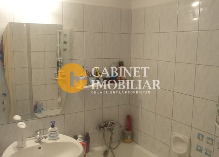 Apartament 3 camere decomandat - zona Alexandru - 72 m2 - Poză 6