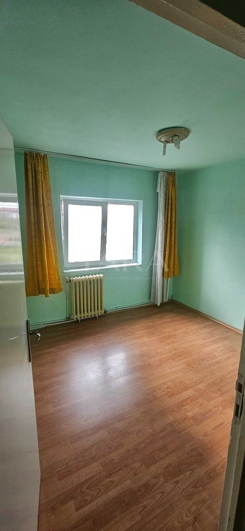 Apartament cu 4 camere,  zona Dambul Rotund - Poză 5