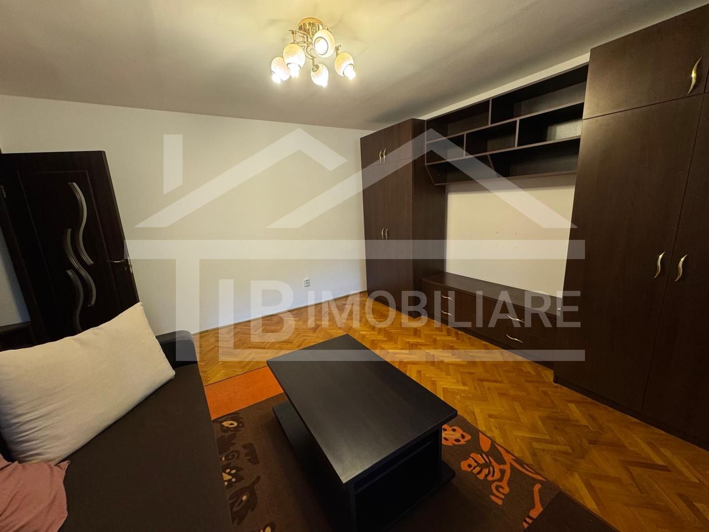 Apartament cu 2 camere, 50mp, decomandat, Zona Fortuna - Poză 3