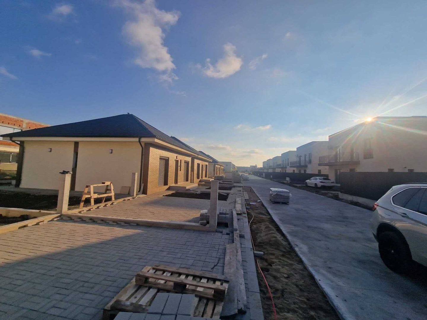 Casă Individuală Stil Mediteraneean – Parter + Mansardă | OTOPENI - TUNARI - Poză 4