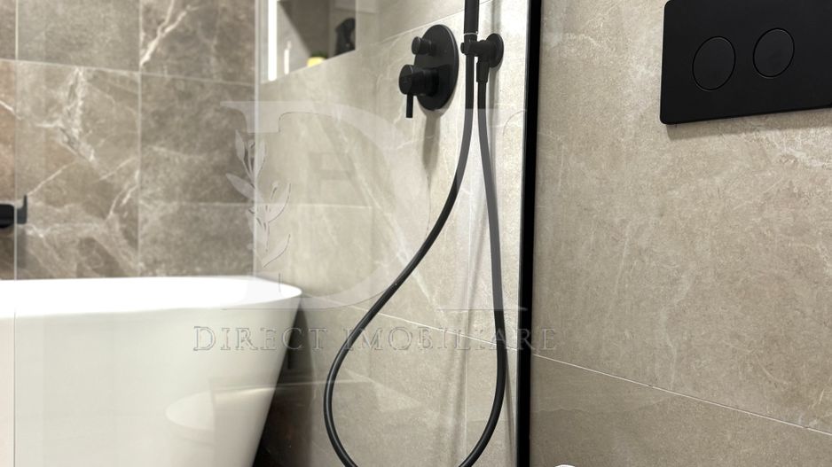 Apartament ultramodern / gradina de 43 mp - Poză 32