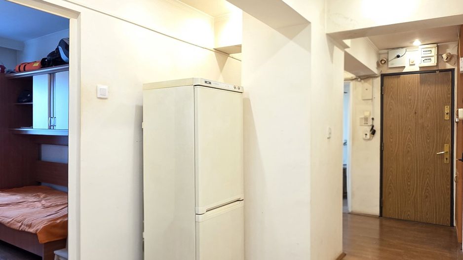 Apartament cu 4 camere, mobilat și utilat, VASLUI - zona ULTRACENTRAL; - Poză 6