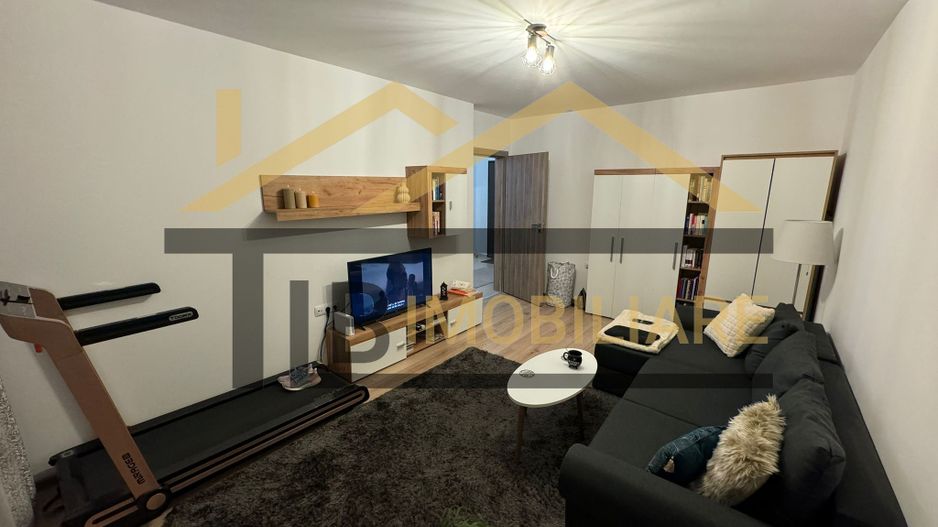 Apartament de 2 camere, 62mp, decomadat, parcare, Zona Maurer - Poză 2