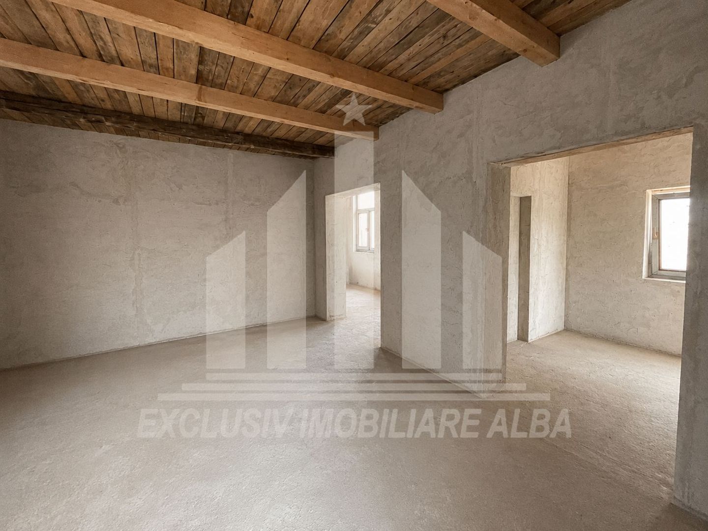 Casa individuala | De renovat | 150 mp | 370 mp teren | Lipoveni - Poză 2
