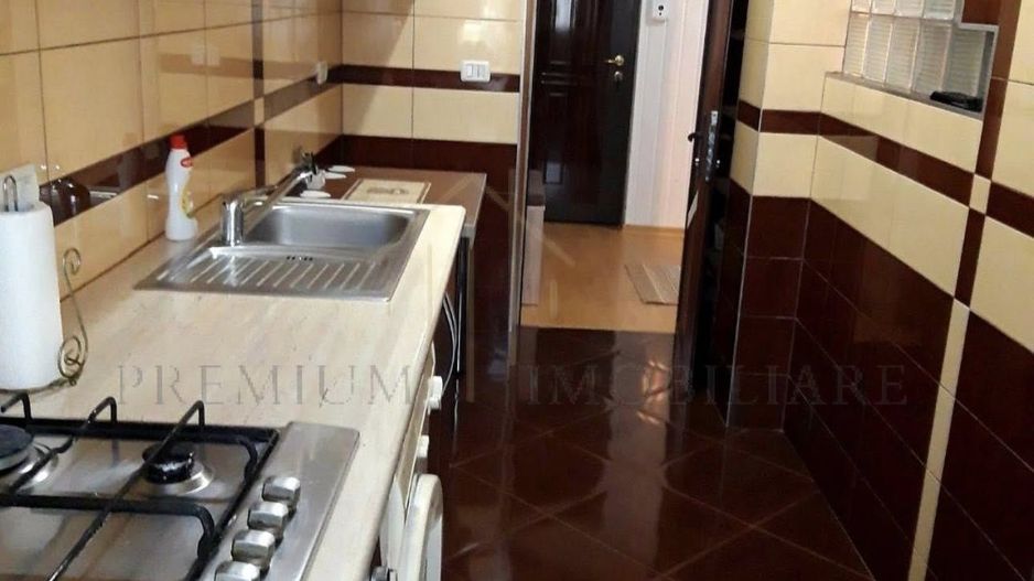 Apartament 3 Camere - Decomandat - Targu Ocna - Poză 4