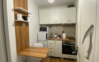 Garsoniera renovata, etaj intermediar,  Sibiu - Poză 6