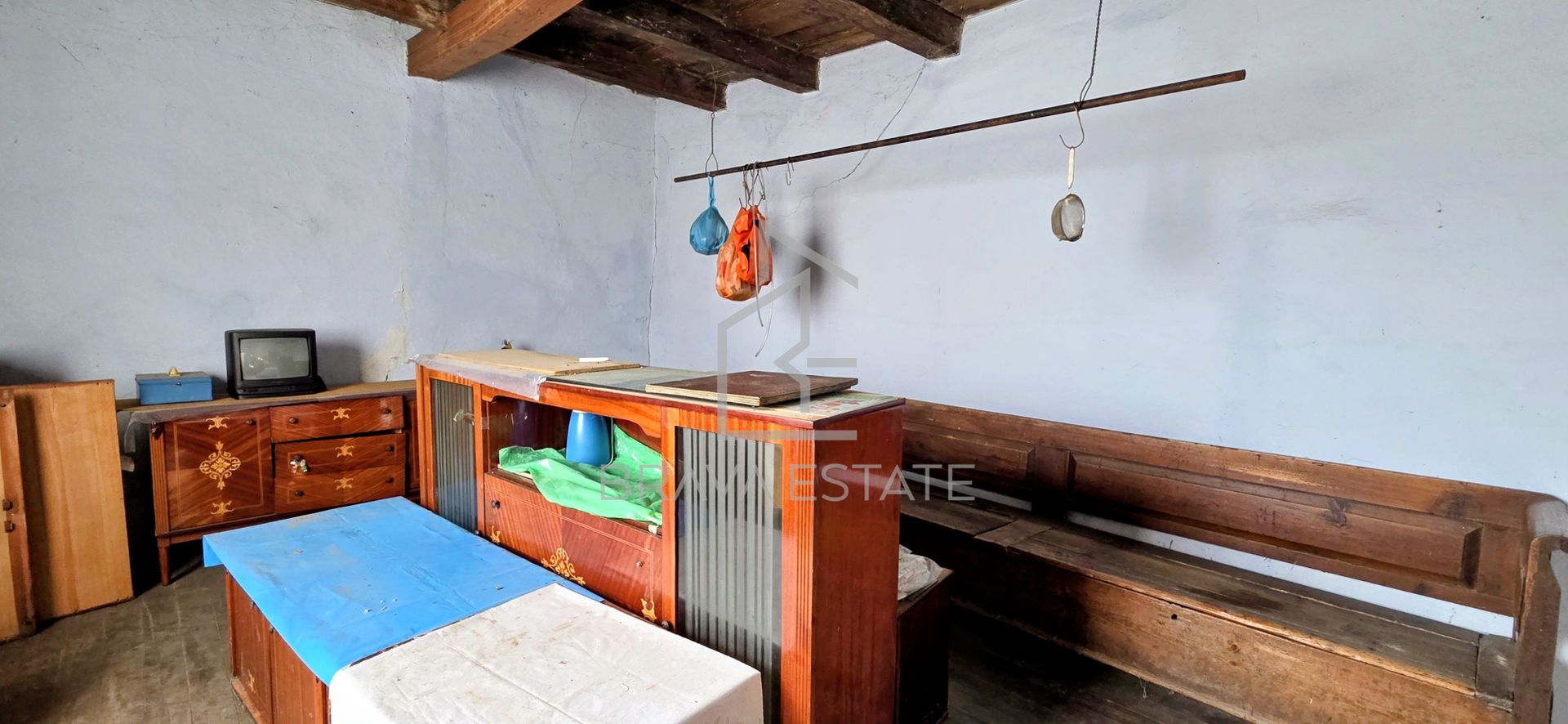 Casă de vânzare, 110 mp, 5 camere 1200mp teren , sat Voivodeni - Poză 4