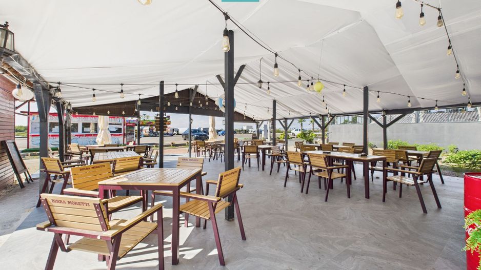 Afacere la cheie pe Plaja Ghioroc. - Poză 3