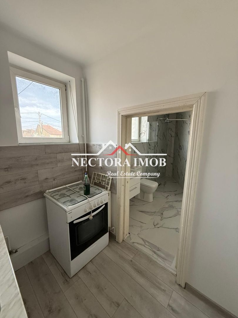 NECTORA IMOB-Apartament la casa, curte proprie, 86 mp, Parcare, 3 cam. - Poză 9
