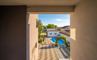 Vilă 342 mp cu piscină și 800 mp teren / 4 dormitoare / Pleașa - Poză 44