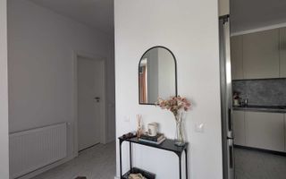 Apartament 2 camere, etaj 1, lift, balcon 13 mp. - Poză 3