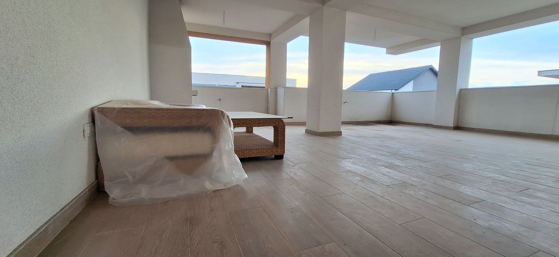 Penthouse cu  terasa 43mp -  Dumbravita - Poză 3