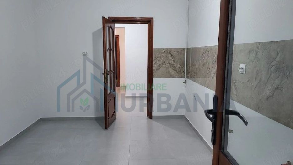 Apartament 3 camere Pacurari decomandat 1990 etaj 2 9 renovat - Poză 1