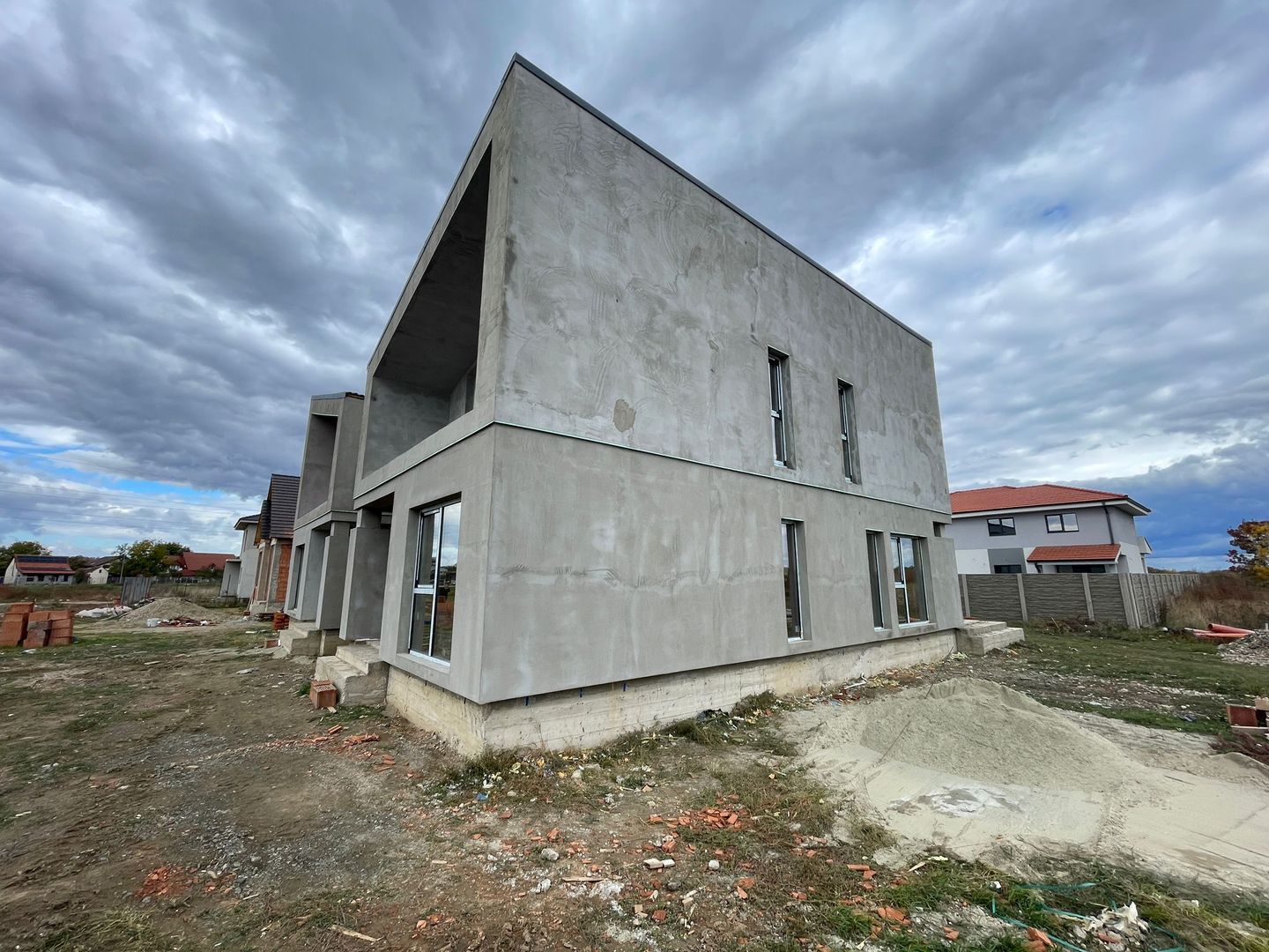 Duplex 4-camere-3 bai- despartit prin camere tehnica-165000€ Ghiroda - Poză 4