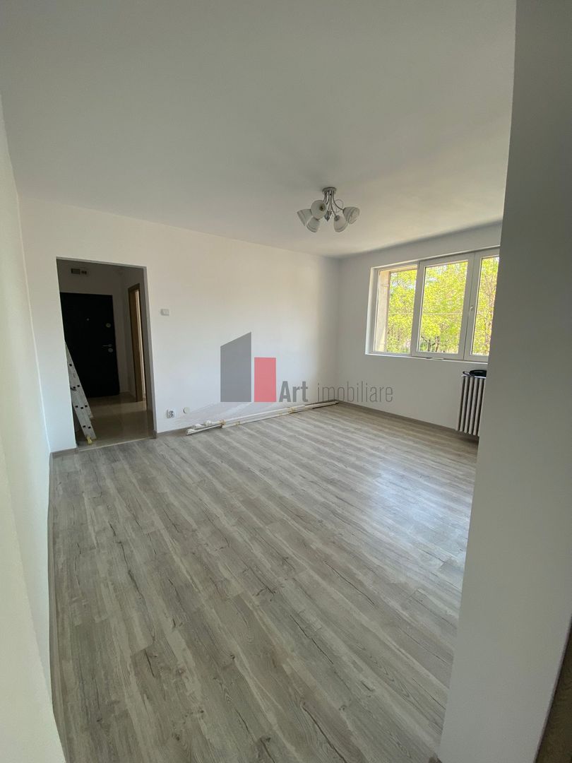 Apartament 3 camere Grivita - Poză 4