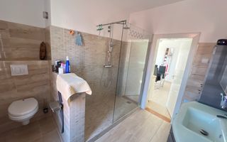 Vilă spațioasă, Dorobantilor–Pretabilă pentru 2 familii,  1570mp teren - Poză 6
