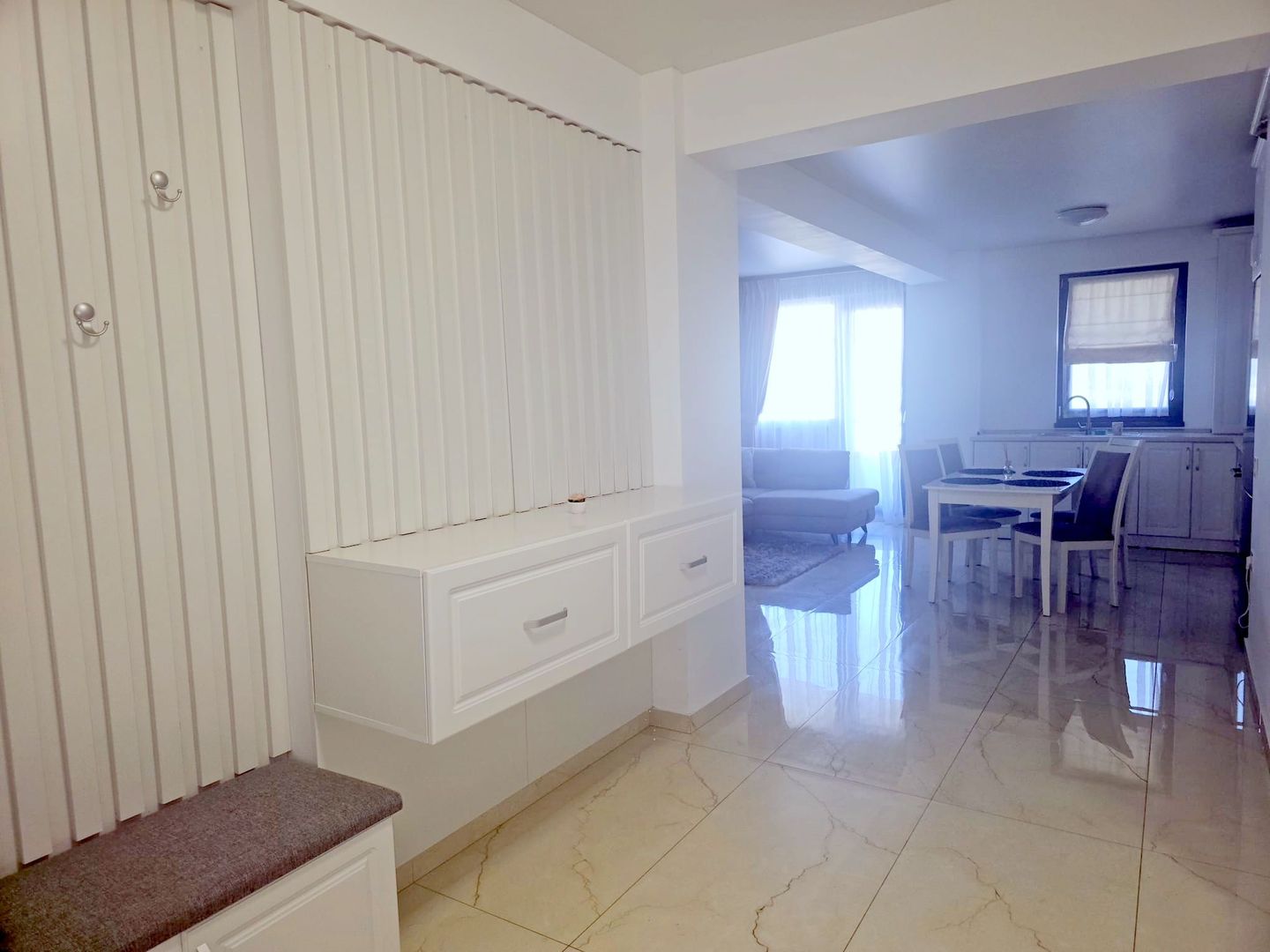 Exclusiv MAG Invest: Apartament 68 mp, parcare inclusă -Micro 17 - Poză 8