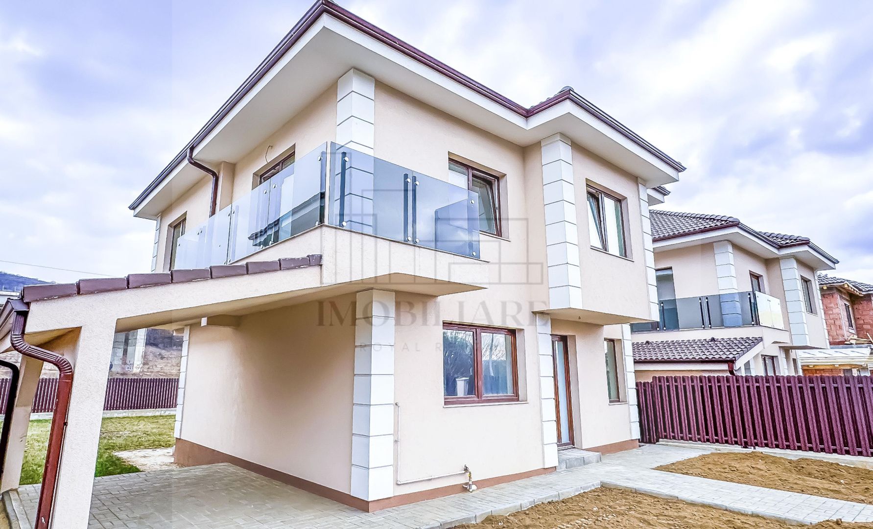 Eleganță și liniște - Casă Individuală cu Grădină Cluj - Luna de sus - Poză 1