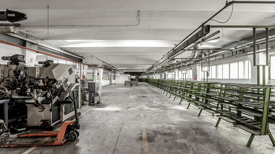 3 hale industriale aproape de A1 Arad - Poză 9