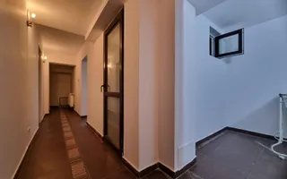 VANZARE- 9- CAMERE (S+P)- VILA -COTROCENI - Poză 40