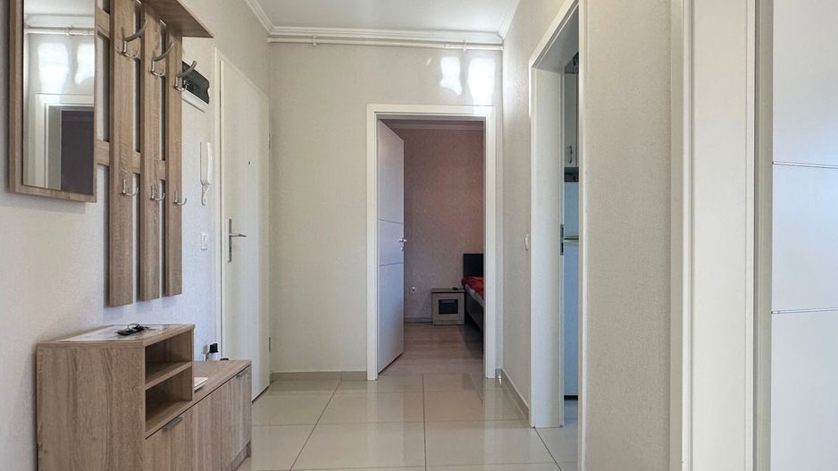 Apartament modern cu 2 camere și vedere spectaculoasă spre munți Avantgarden 3 - Poză 10